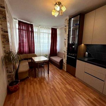 Продам 1-к квартиру с ремонтом, 11/17 эт, на Бреуса, СК Стикон (3-153-756 ОФ)