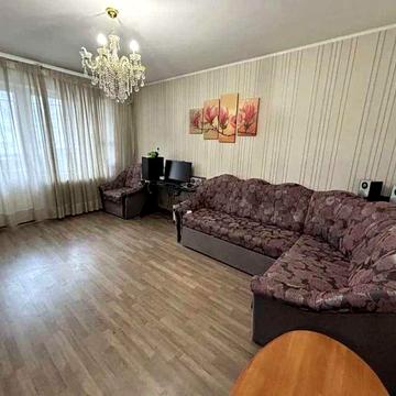 Продам 2-кімн. Прирічна вул. 17г, 51 м.кв