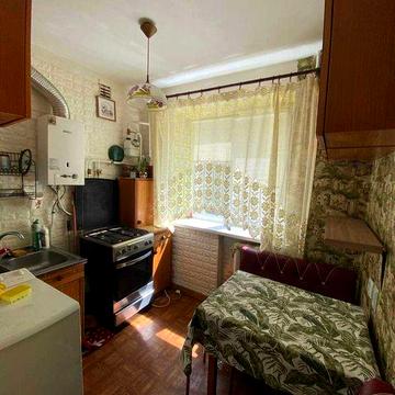Продам 2 кімнатну квартиру на 600-річчя 2108