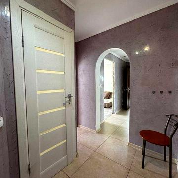 Продам 2х комнатную квартиру в центре