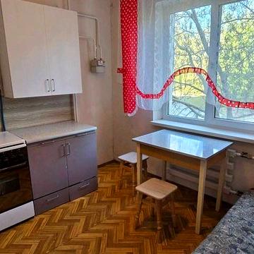 Здам 1-но кімнатну Центр