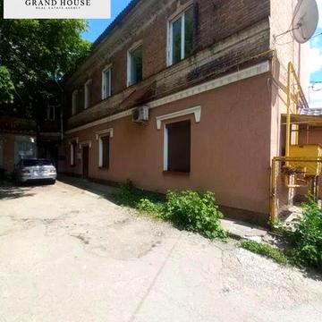 Продам 2 кім квартиру Центр Пашутінська