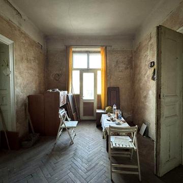 Продам квартиру вул.Шпитальна ТЦ Магнус 5 хв до центру