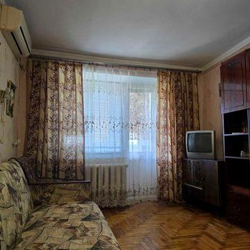 Сдам 1-к квартиру в центре, ост. Гагарина