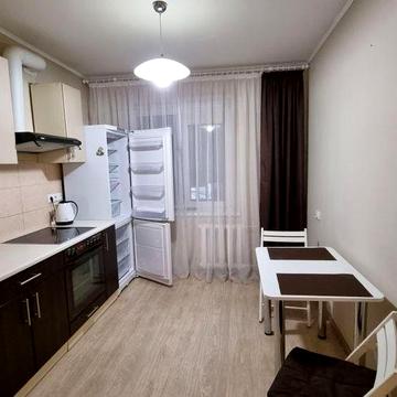 Продам квартиру на Победе-3 с ремонтом.