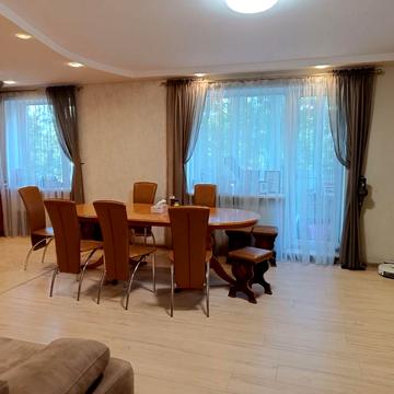 None 124000.0 USD