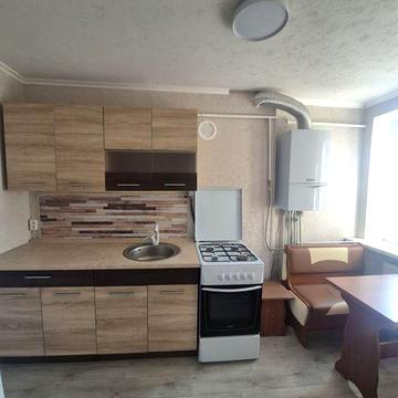 Продам 3к двоповерхову квартиру м. Самар