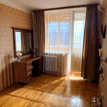 Світла 3-к квартира (66,5 м2) на Харківському шосе, 2 — затишок та простір!