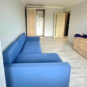 Продам 1 квартиру на  пр-т Літовський 6а