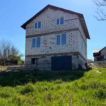 Продаж 3к Дім Квіткова вулиця