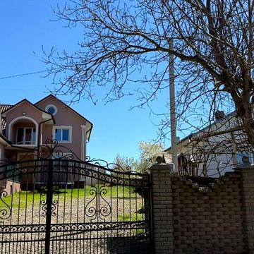 Продаж 5к Дім Квітковського Дениса вулиця
