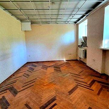 Продаж 3-х кімнатноі квартири 129 м.кв