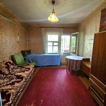 Продаж частини будинку біля Конкорду.
