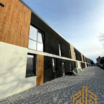 БЕЗ КОМІСІЇ ТА ВИТРАТ 3-кімнатний таунхаус з ремонтом Сторожниця / ваучер / єОселя