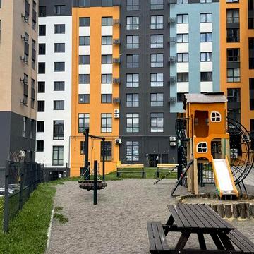 Продам 3 кімнатну квартиру в новобудові Щасливе ЖК На Щасливому