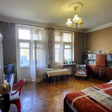 Фонтан! 3-комнатная "сталинка" 76 м², кирпичный дом. Госпрограммы