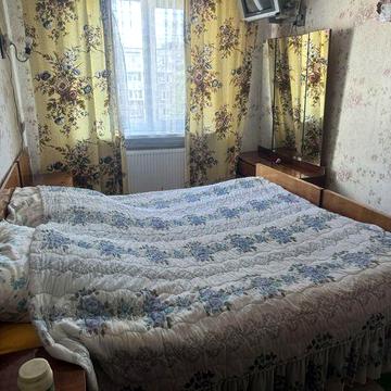 3-х комн. Квартира  долгосрочно  в центре Каменское