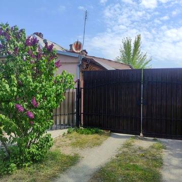 Продаж пів дома в центрі