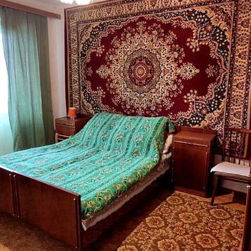 Оренда 2 кімнатної квартири на Цукрововому селищі .