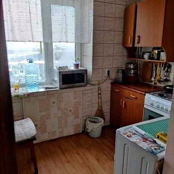 Продам 2х кімнатну квартиру 8/9.
