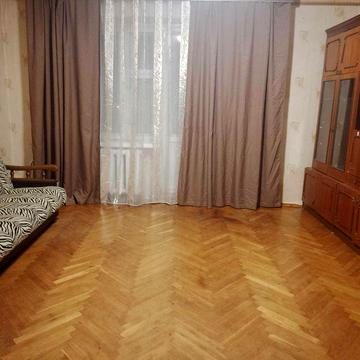 Без комісії! Продам 2к квартиру м.Видубичі вул.Соловцова