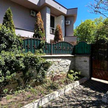 Продам дом в Совиньоне