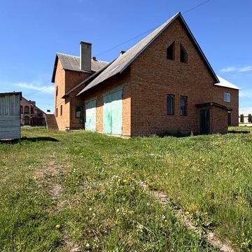 Продаж житлового будинку 186,5 м² біля Самбора (7 км)