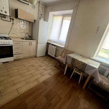 Продаж 1-к квартири (кухня-студія + спальня) в р-ні Глобала