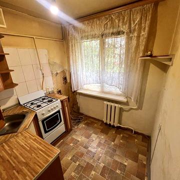Однокімнатна квартира з косметичним ремонтом