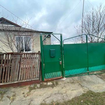 Дешево продається будинок 104 м2 , Київський район міста ( бл. Яківці)