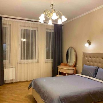 Оренда 3 окремі кімнати + велика кухня вулиця Вітовського центр поруч