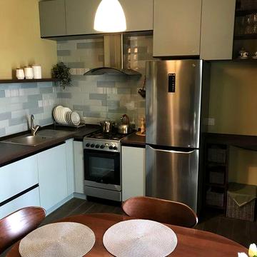 Продам 1-к квартиру  з Авт.оп. і капіт.рем. в центрі міста.