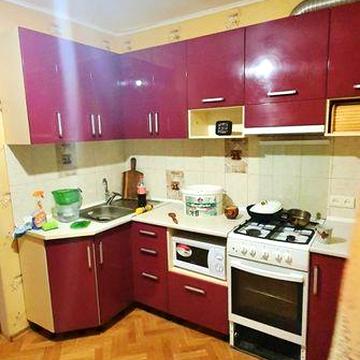 Полтава. 1ком 42 кв.м Половки  8500 и ком 2эт 9эт дома.