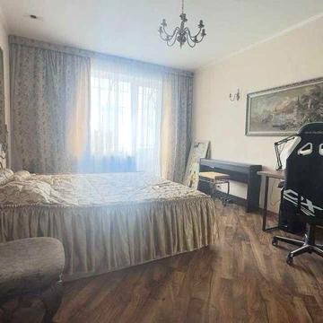 Большая 2 ком. квартира в Центре, ул. Лермонтовская 3.