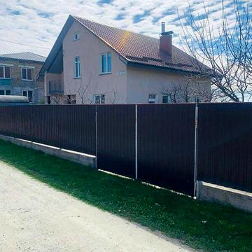 Продаж 5к Дім Квітнева вулиця
