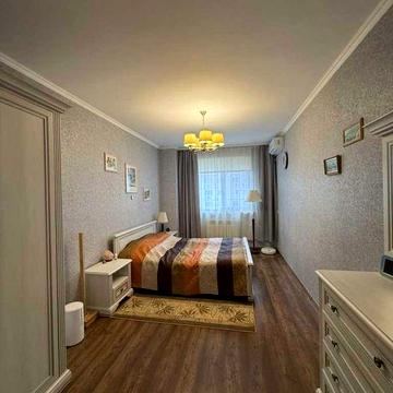 Простора 2к-квартира на Розсошенцях з 3 паркомісцями — $80 000