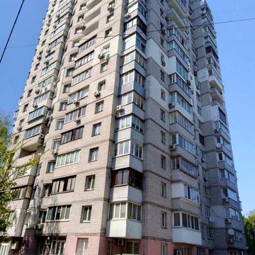 Батиєва гора. Продам видову 3-кімнатну. Ратушного (Волгоградська), 9а.