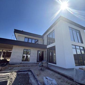 Продаж ШИКАРНОГО будинку з УКРИТТЯМ терасами та автонавісом ГАЗ