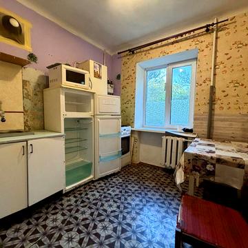 Продаж квартири 2 кім. р-н 8 школи ( сертифікат, ваучер)