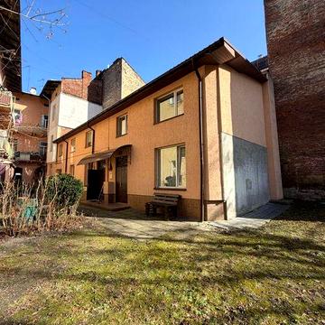 Продаж квартири особнячого типу ЦЕНТР 75 м.кв., в. К. Левицького