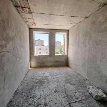 Продається 1 кімнатна квартира по вул Героїв Майдану