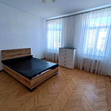 2 кімнати | Центр | Газовий котел, власний дворик