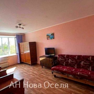 продам 1 кім.  квартиру, р-н Кр. ринку