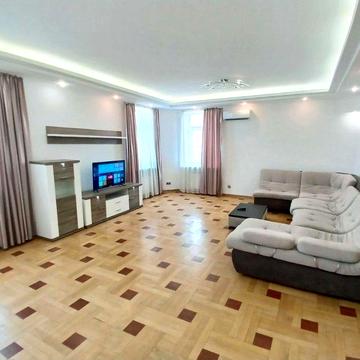 Центр Львівська площа 3 спальні 200м² Обсерваторна, 7 / Золоті ворота Гончара Ярославів Вал Бульварно-Кудрявська ЖК Обсерваторна, 7