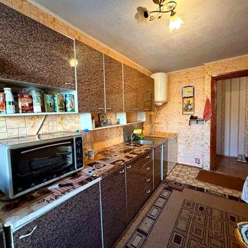 3 кім квартири в цегляному будинку в Корабельному районі