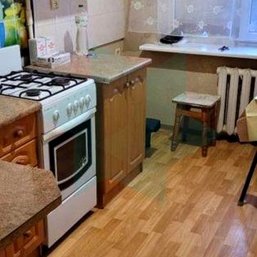 Продам 2 комнатную квартиру на ПАРУСЕ