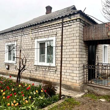 Будинок в районі парка комуни