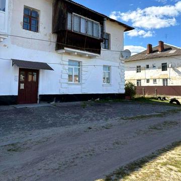 Продам 2-х кімнатну квартиру