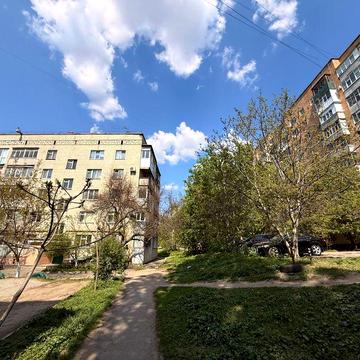 Продаж 1 кім.квартири Центр чешка 39м кутова