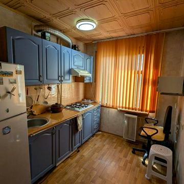 2-кімнатна квартира, вул. Різдвяна